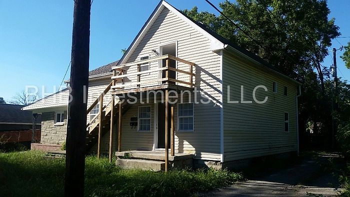 1st image of 3512 Nowland Ave #A