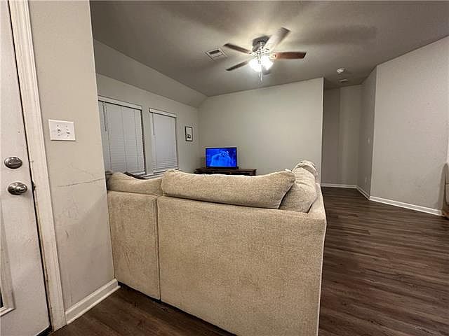2nd image of 23100 Rosa Blvd