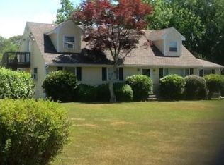 858 Pine Hill Rd, Westport, MA 02790