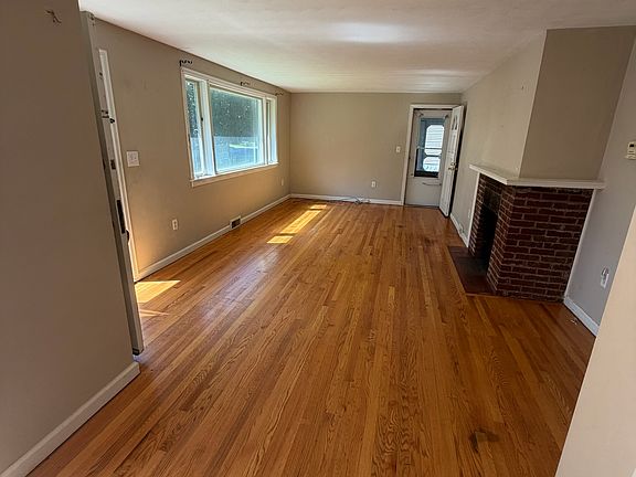 4th image of 120 Orvilton Dr