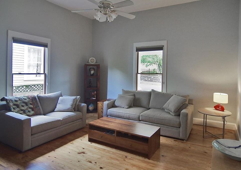 1st image of 3731 Aqueduct Ln