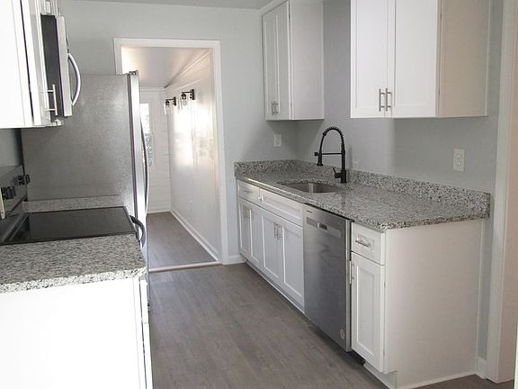 3rd image of 4404 Bowden Ave