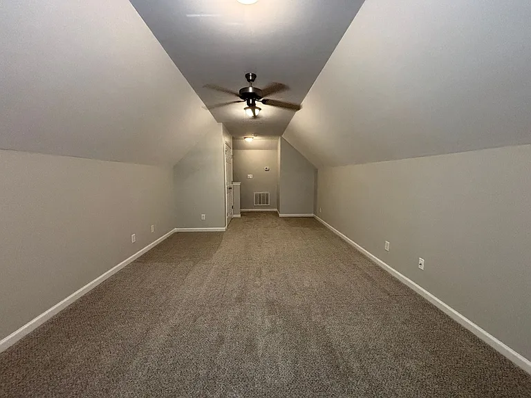 1939 Jenny Rd — Photo 13