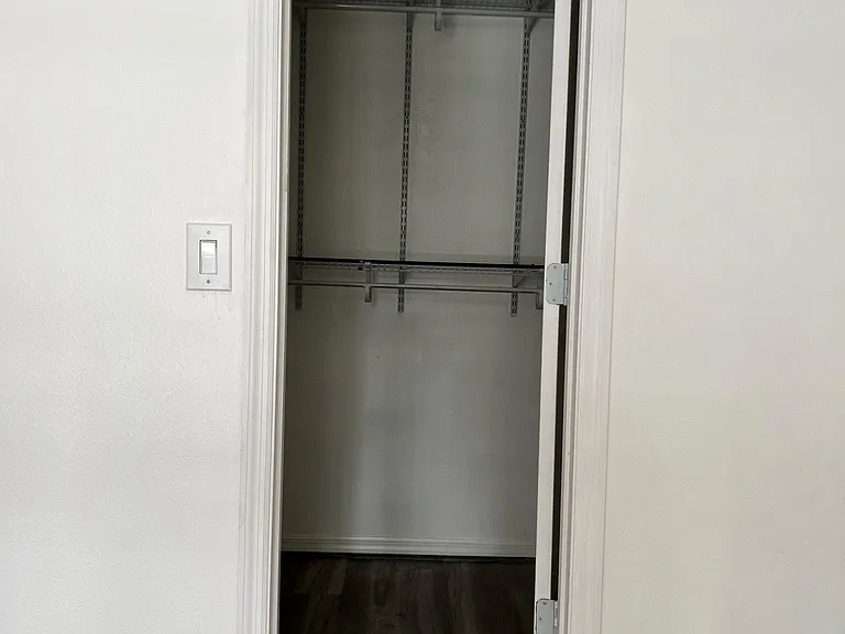 5801 Marble Ct — Photo 12