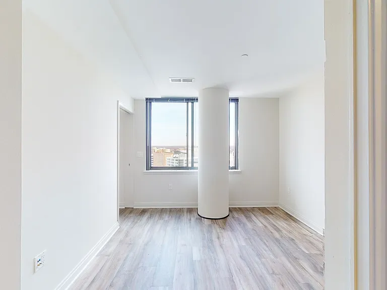 Eleven55 Ripley — Photo 57