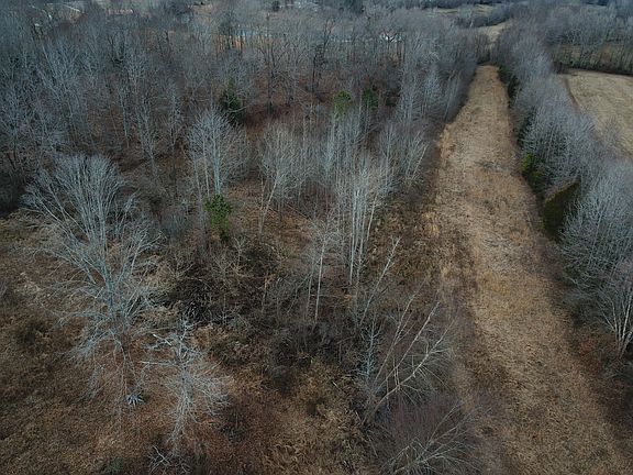 5th image of 200 Pleasant Hill Ln