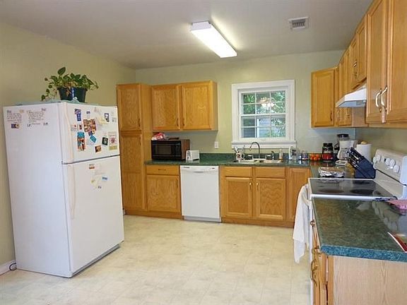 4th image of 2509 Elizabeth Dr