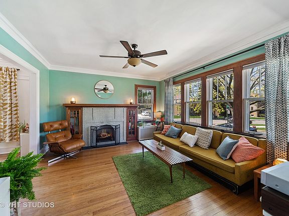 4th image of 5029 N Saint Louis Ave