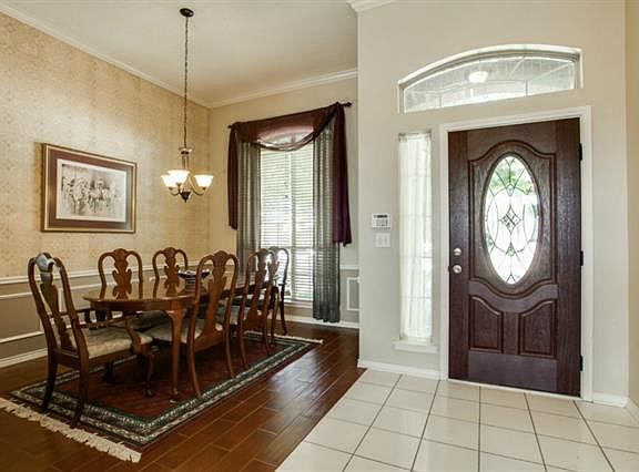 3rd image of 8534 Clearcreek Cir