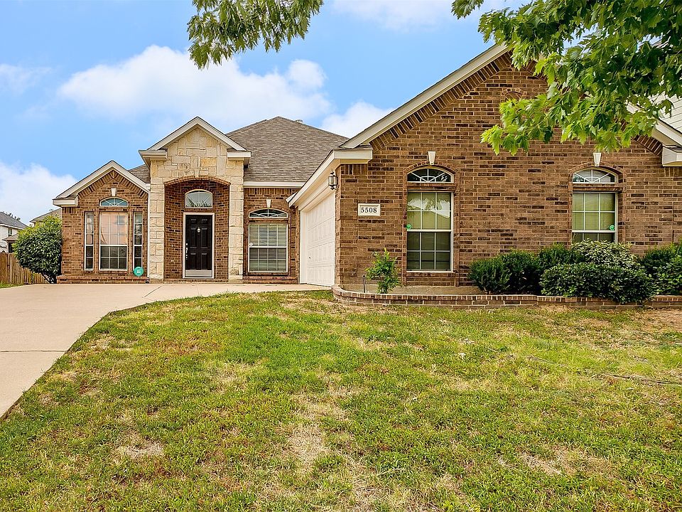 1st image of 5508 Meadow Valley Dr
