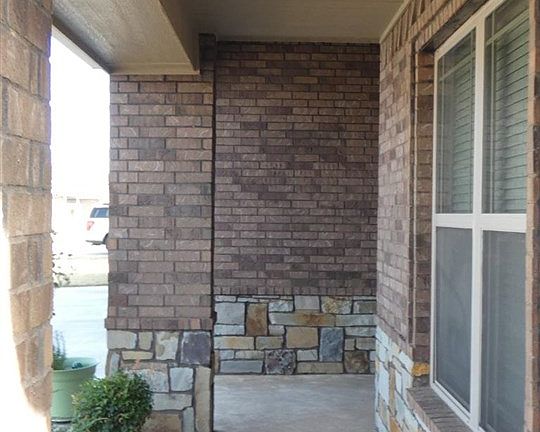 2nd image of 3913 NE Realtree Dr