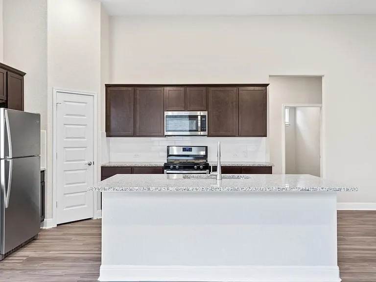 17717 Gilberto Dr — Photo 6