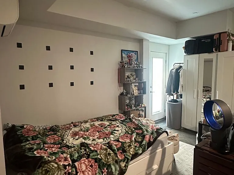 Habitat on 31st — Photo 18