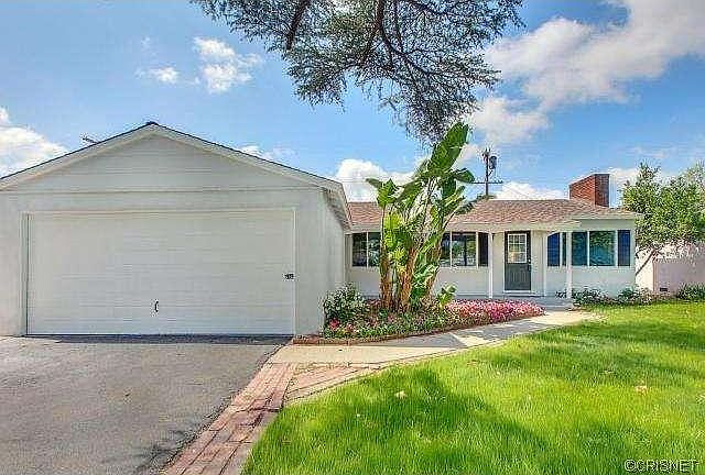 2nd image of 6444 Mary Ellen Ave