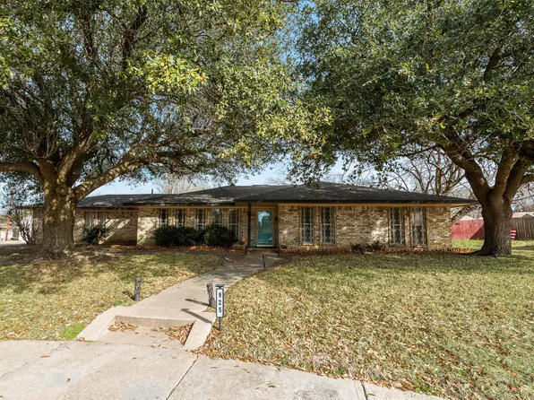 925 Briarcove Pl, Lancaster, TX 75146