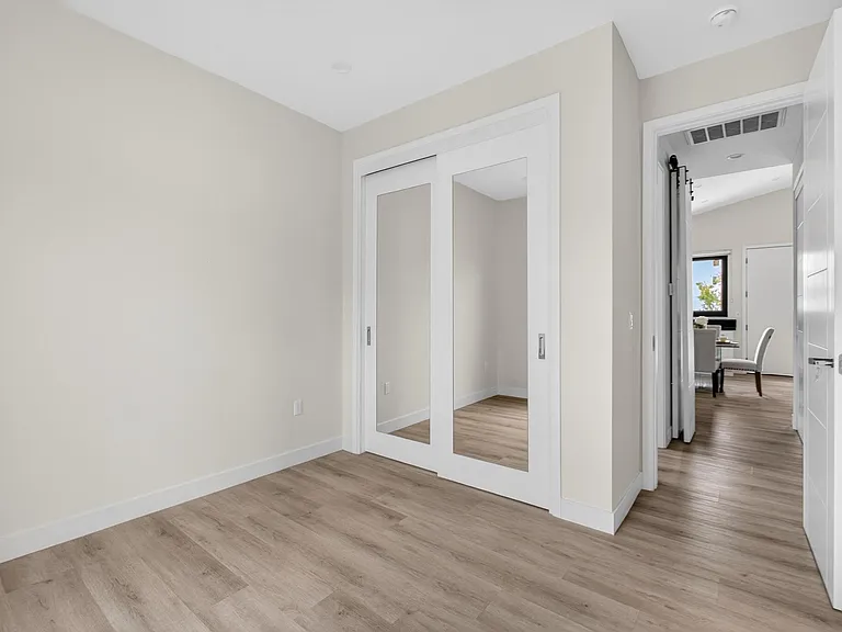 24676 Woodward Ave #C — Photo 17