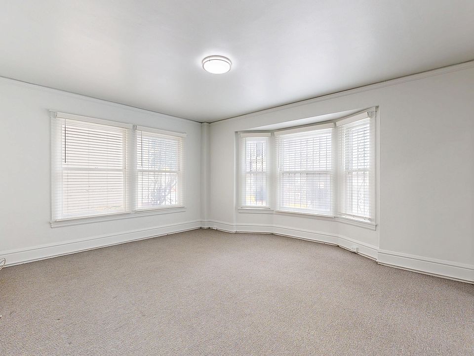 1st image of 505 Taylor St #204
