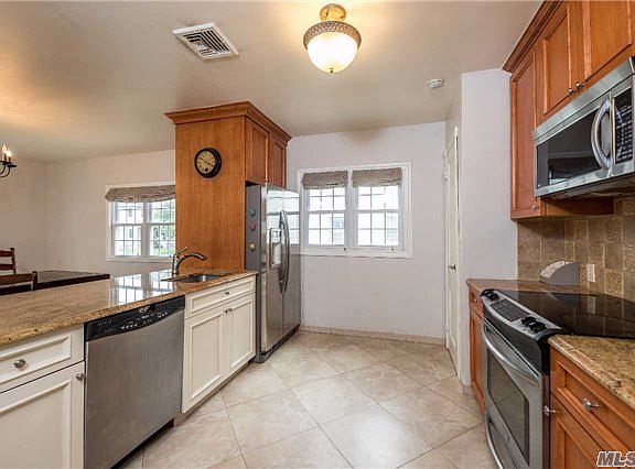 5th image of 78 Shepherd St
