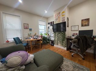 47 Cameron St #1F, Brookline, MA 02445
