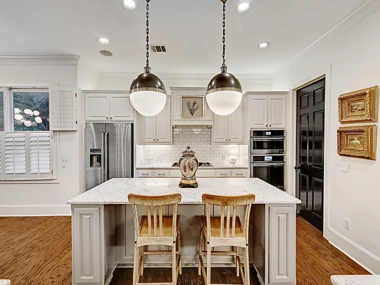 2100 Rue De Street Germaine — Photo 15