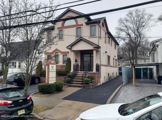 800 Annadale Rd, Staten Island, NY 10312