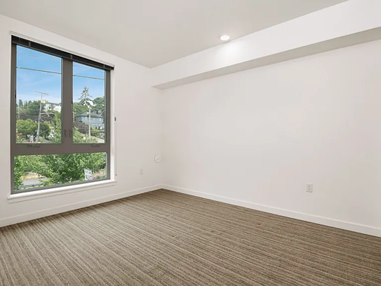 CRN Crane Interbay Apartments — Photo 24