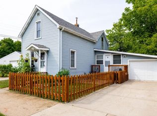 1115 Adams St, La Crosse, WI 54601