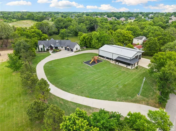 260 Brown Rd, Cave Springs, AR 72718