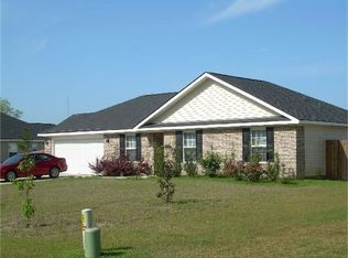 502 Auburn Rd, Glennville, GA 30427