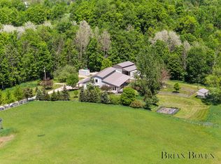 16444 210th Ave, Leroy, MI 49655