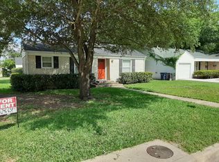 3801 Carolyn Rd, Fort Worth, TX 76109