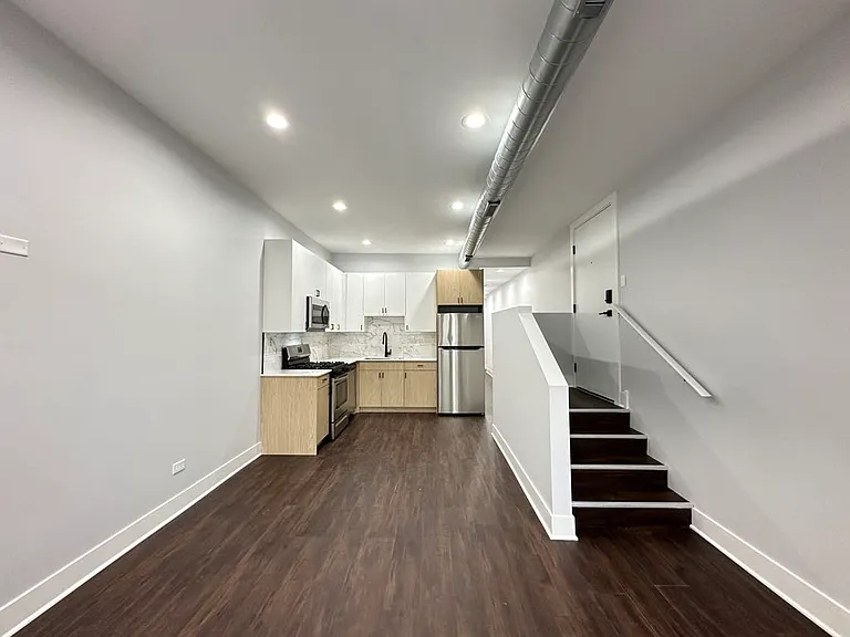2171 W Wilson Ave #6H — Photo 7
