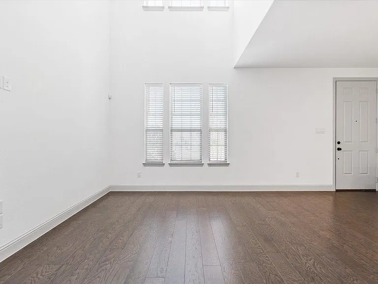 4725 Smokey Quartz Ln — Photo 14