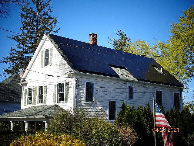 36 panel solar array
