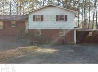 1001 Skylark Dr, Morrow, GA