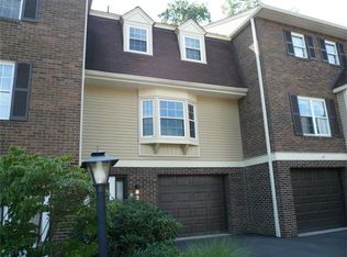 602 Olde Ingomar Ct, Pittsburgh, PA 15237