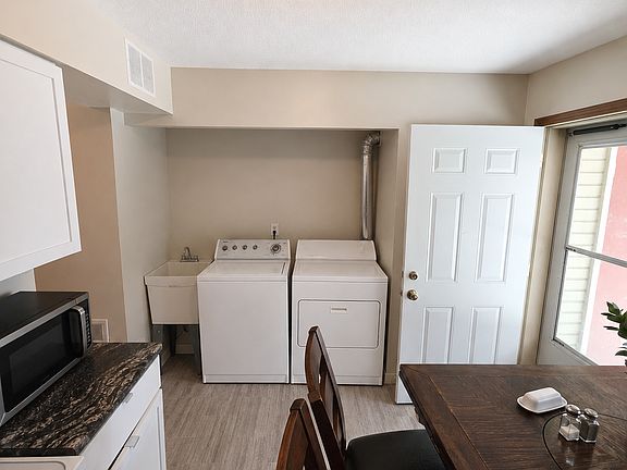 4th image of 726 Marshall Ave