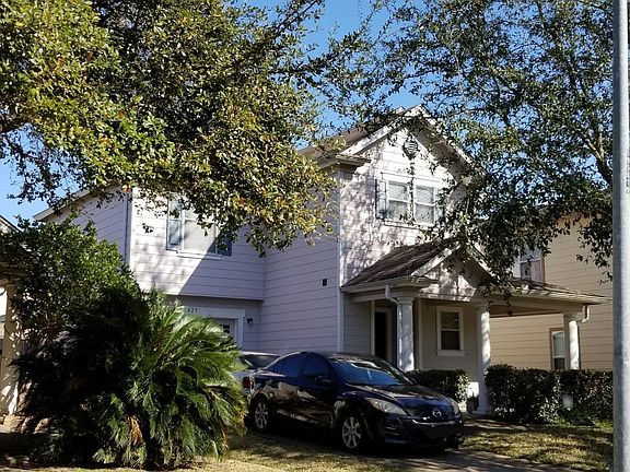3rd image of 423 Remington Creek Dr