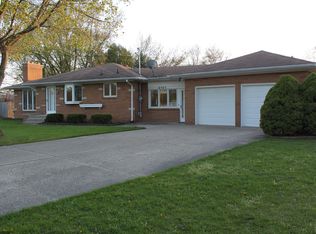 6565 Orchid Dr, Jenison, MI 49428