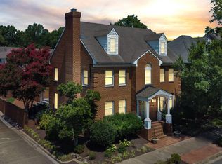 813 Mowbray Arch, Norfolk, VA 23507