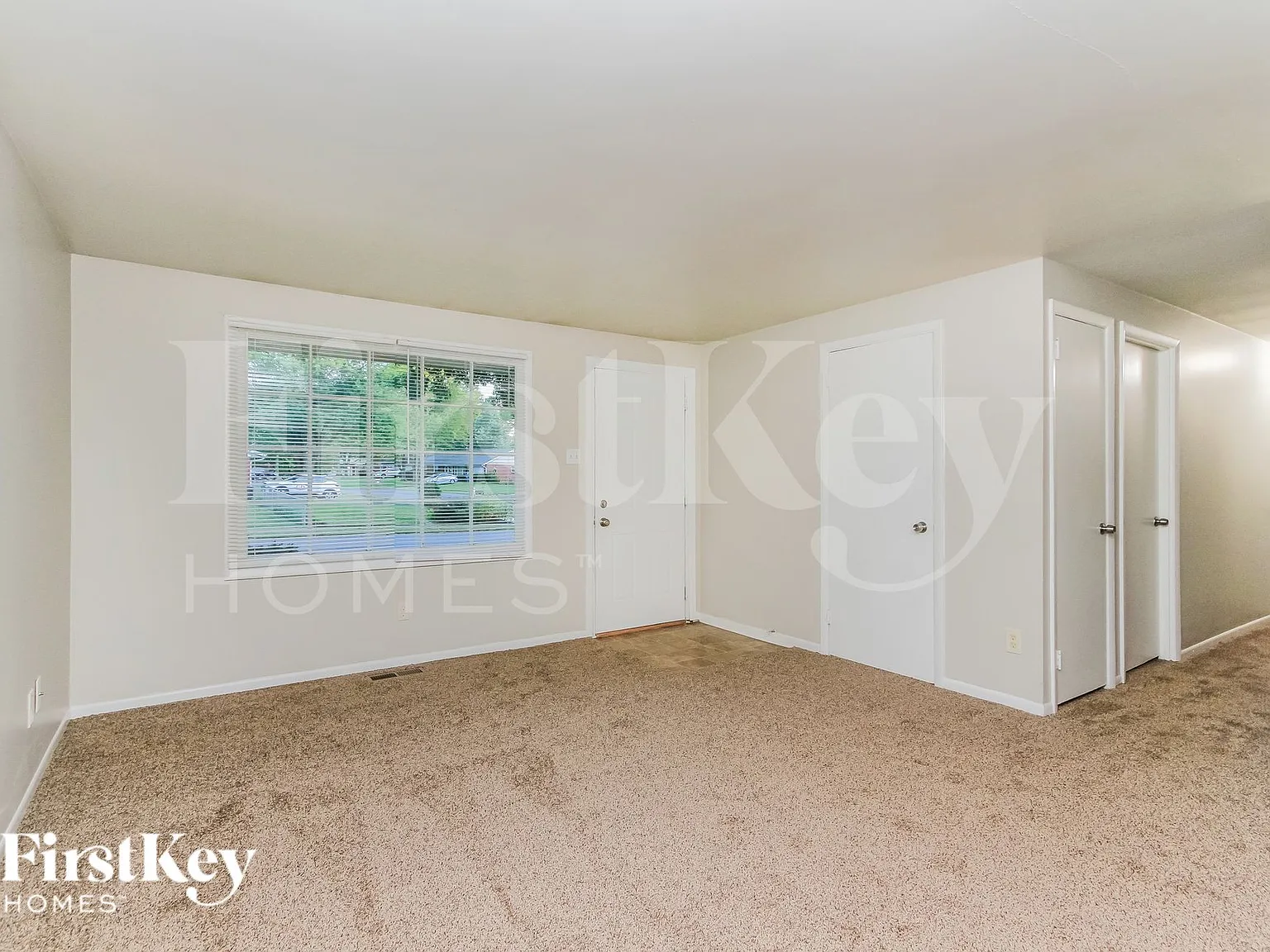 3 bed, 2.0 bath, 1466 sqft, $1,800 — Photo 4