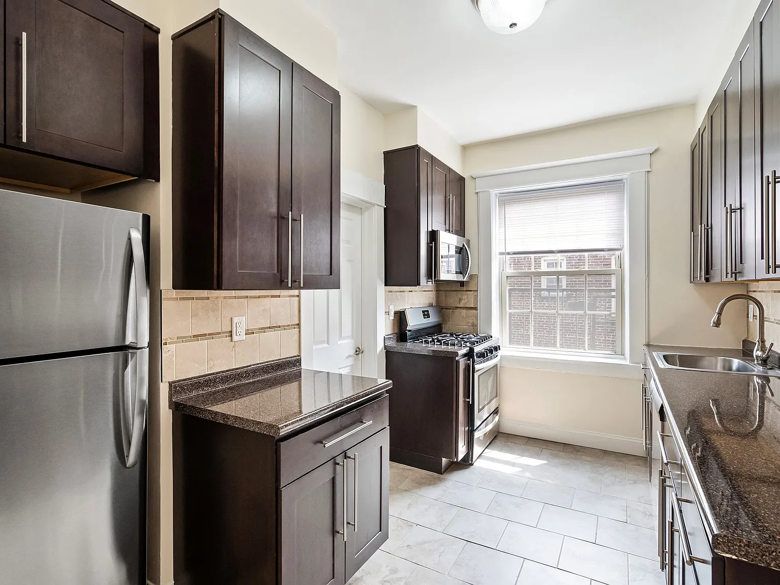 128 Broad Street Apartments — Photo 3