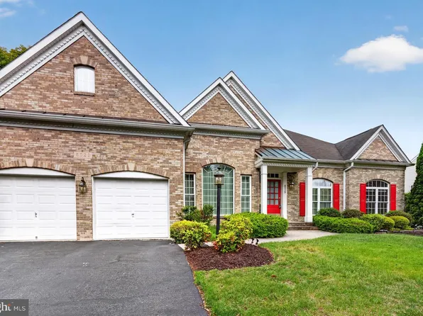 8029 Horicon Point Dr, Millersville, MD 21108