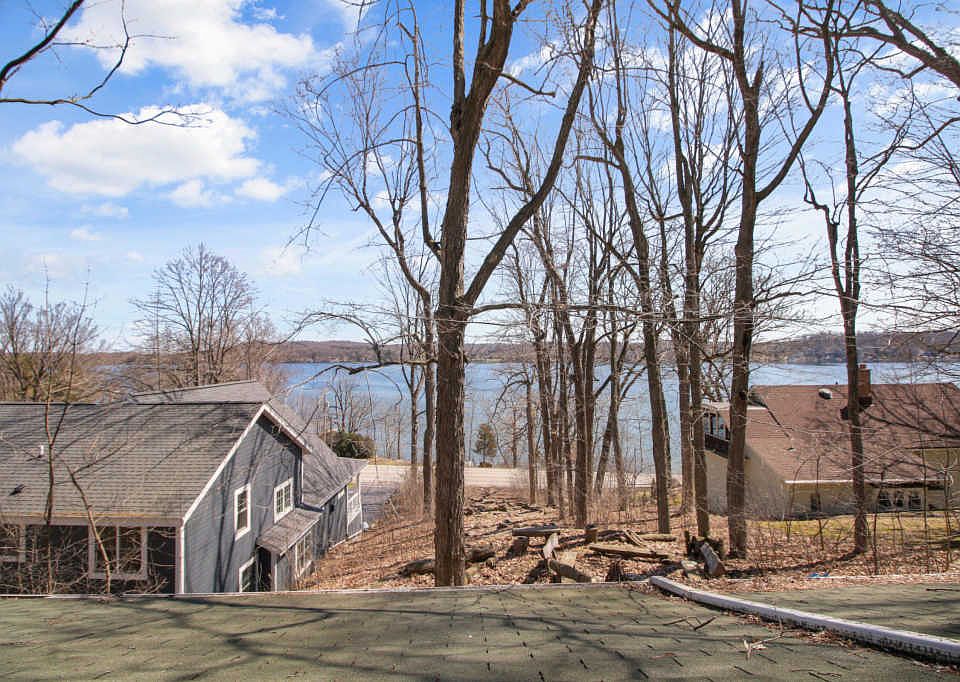 1st image of 4994 Basler Dr