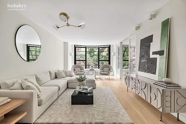 Sold by Sotheby's International Realty | media 1