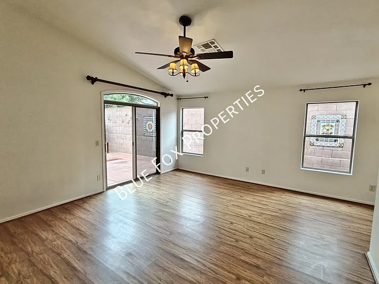 10923 S Lake Gambusi Dr — Photo 19