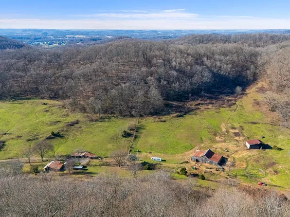 4701 Reed Rd, Thompsons Station, TN 37179