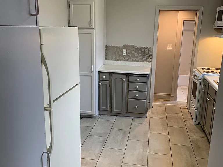 5749 Summer St #1 — Photo 9