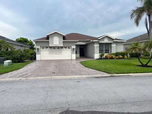 5041 47th St W, Bradenton, FL 34210