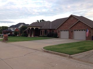 2305 Lakeside Cir, Shawnee, OK 74801